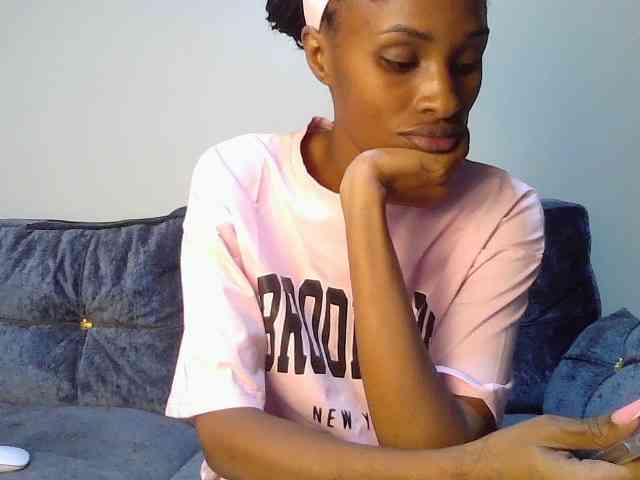 Fl0werssxoxo webcam