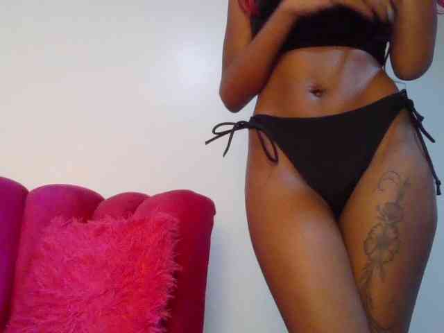 Fl0werssxoxo webcam