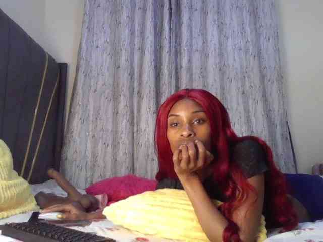 Fl0werssxoxo webcam
