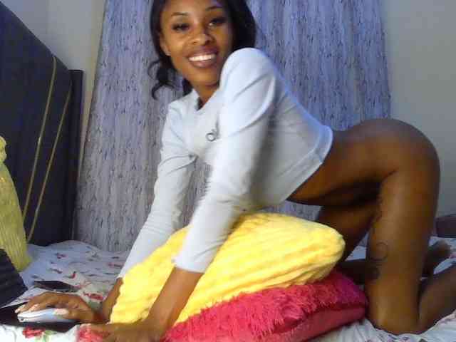 Fl0werssxoxo webcam