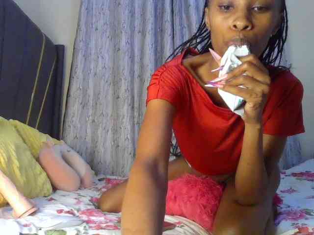 Fl0werssxoxo webcam