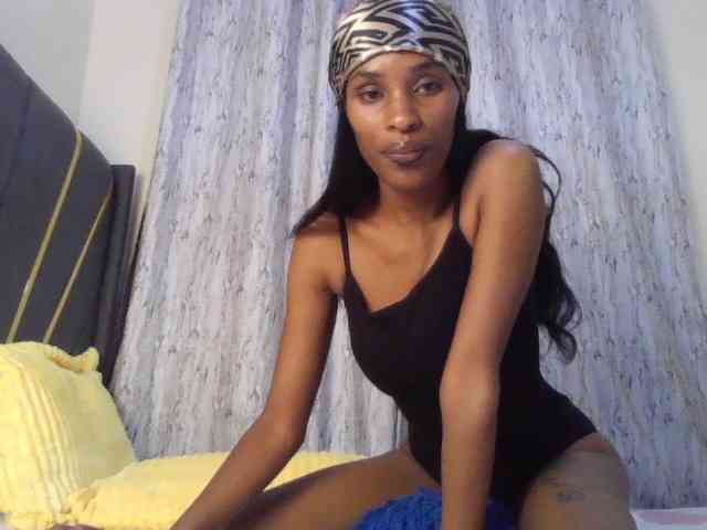 Fl0werssxoxo webcam