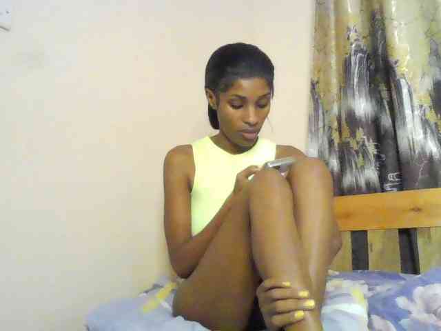 Fl0werssxoxo webcam