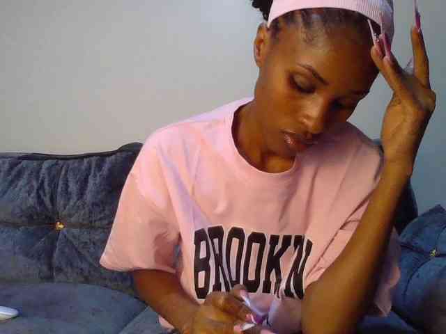 Fl0werssxoxo webcam