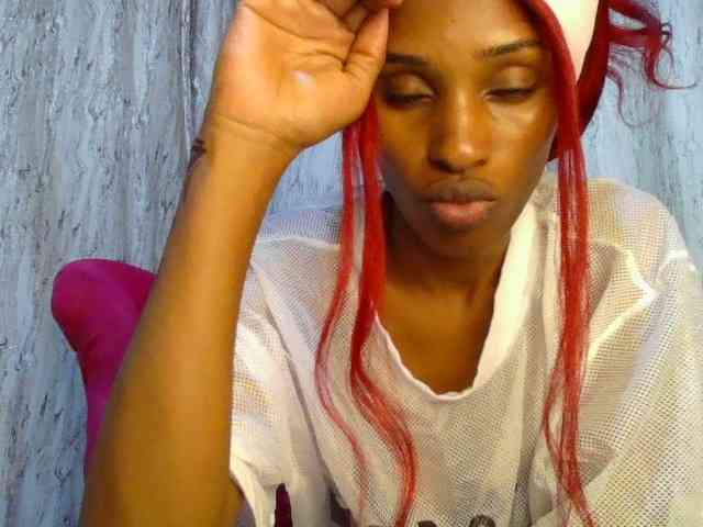 Fl0werssxoxo webcam