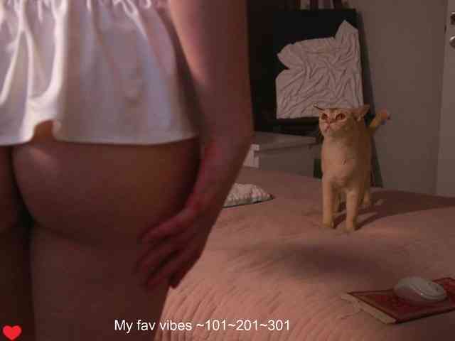 VictoriaVegas webcam