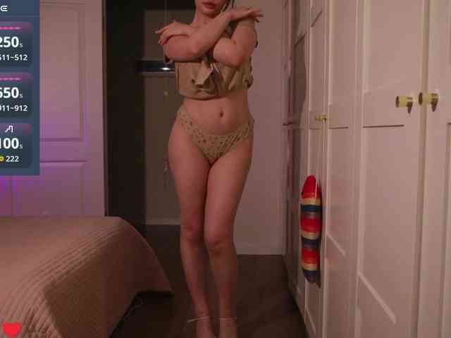 VictoriaVegas webcam