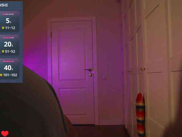 VictoriaVegas webcam