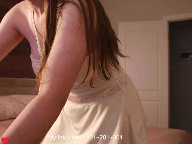 VictoriaVegas webcam