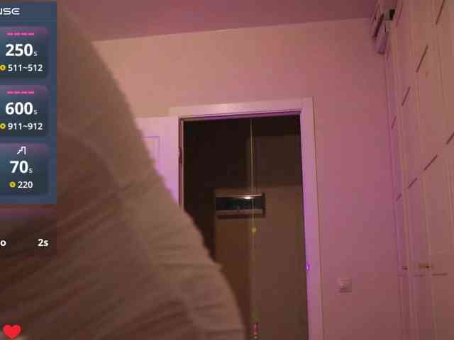 VictoriaVegas webcam
