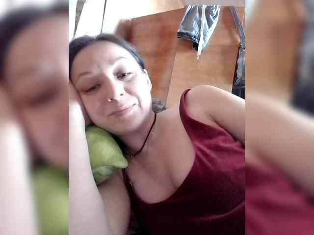 KatiMilana webcam