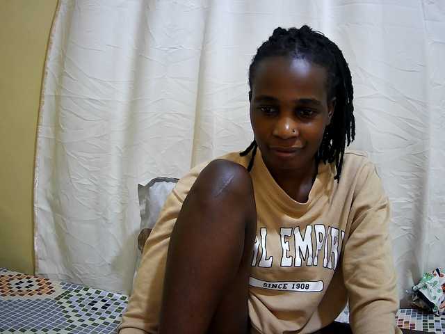 pritty-amber live cam on BongaCams