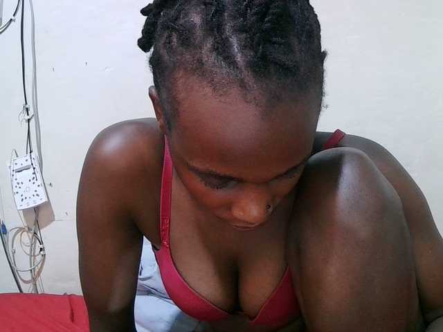 pritty-amber's BongaCams show and profile