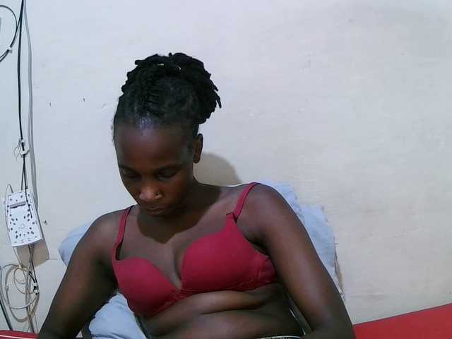 pritty-amber's BongaCams show and profile