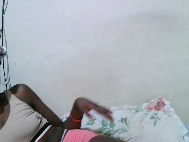 pritty-amber's BongaCams show and profile