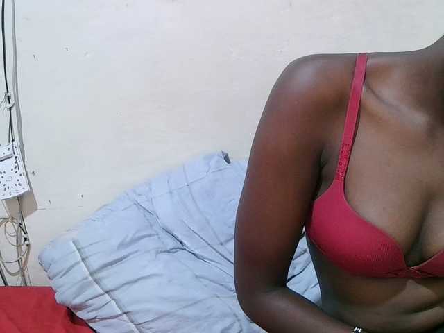 pritty-amber's BongaCams show and profile