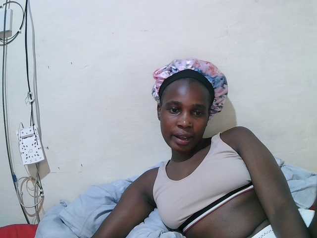 pritty-amber's BongaCams show and profile