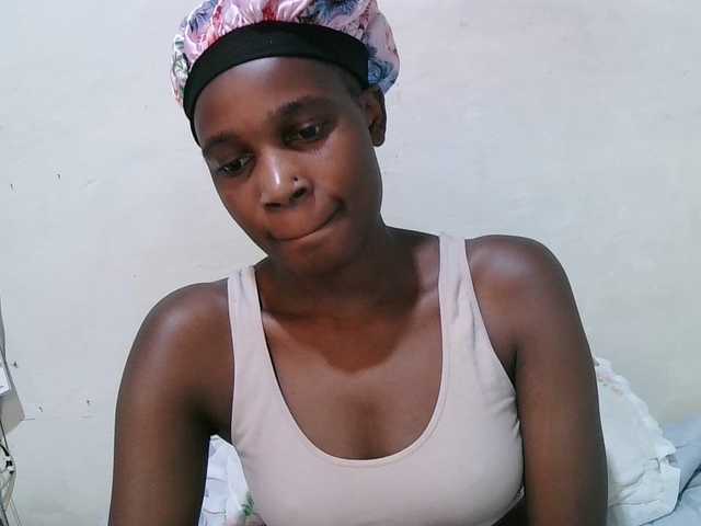 pritty-amber's BongaCams show and profile