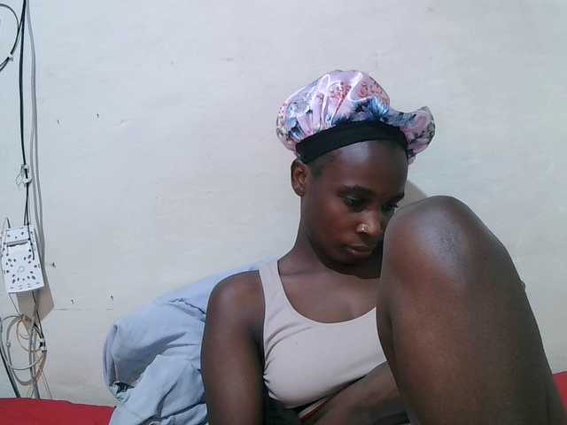 pritty-amber's BongaCams show and profile