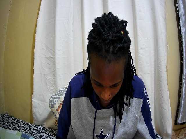 pritty-amber live cam on BongaCams