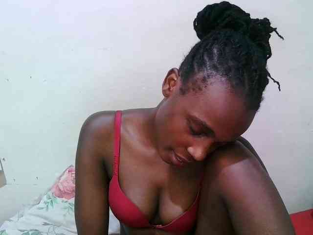 pritty-amber webcam