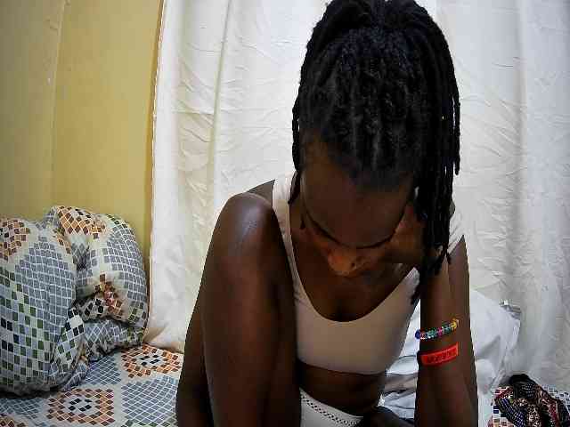 pritty-amber webcam