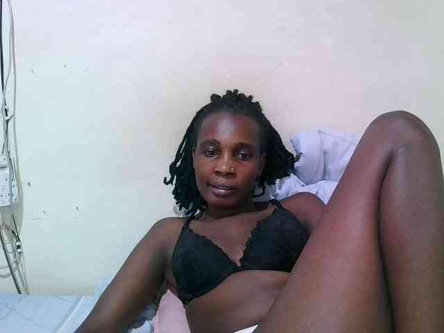 pritty-amber webcam