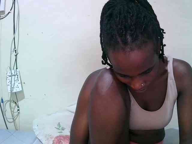 pritty-amber webcam