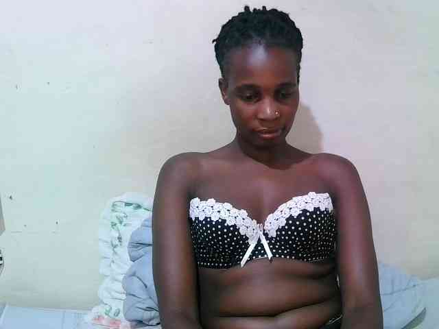 pritty-amber webcam
