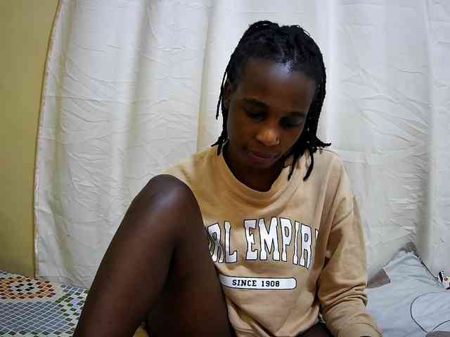 pritty-amber webcam