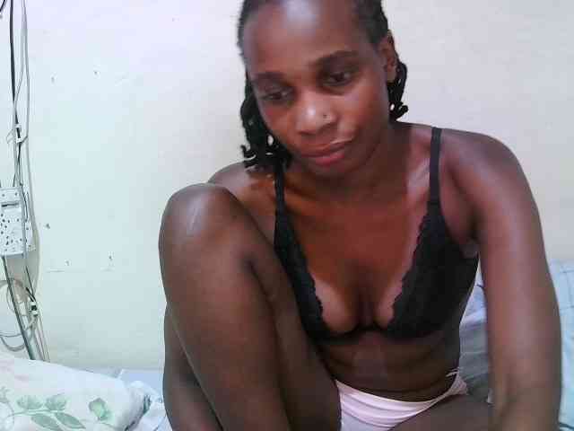pritty-amber webcam