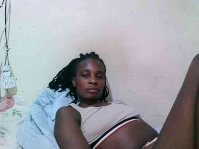 pritty-amber webcam