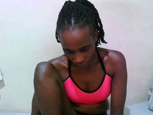 pritty-amber webcam