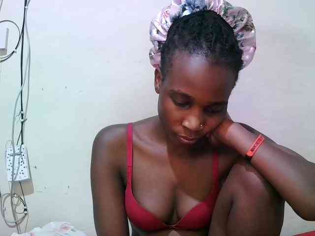 pritty-amber webcam