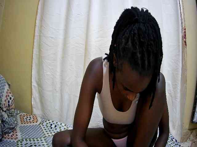 pritty-amber webcam
