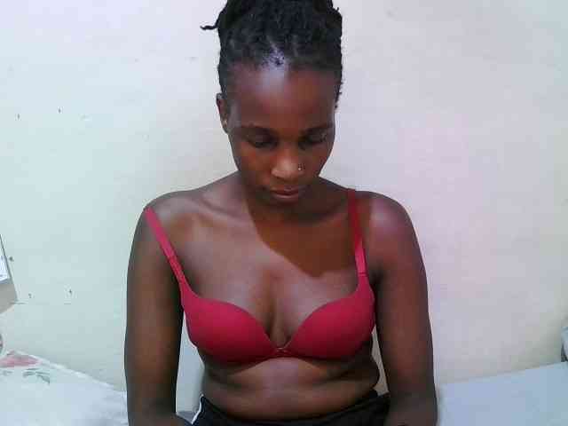 pritty-amber webcam