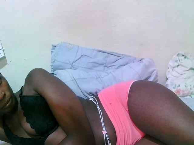 pritty-amber webcam