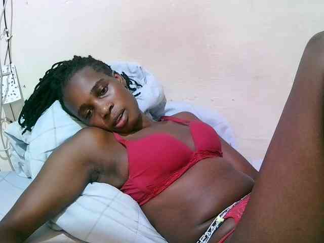pritty-amber webcam