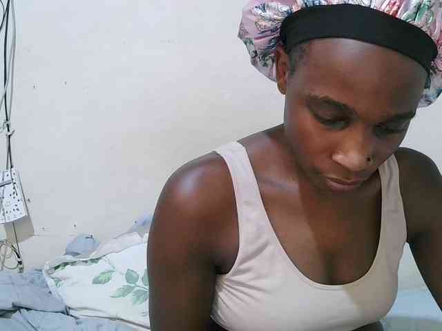 pritty-amber webcam
