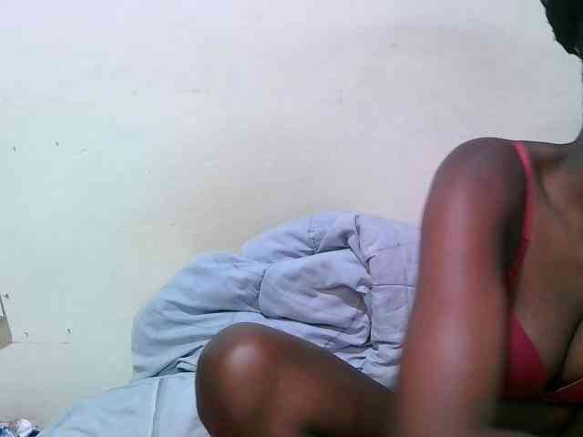 pritty-amber webcam