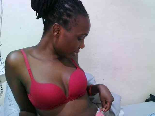 pritty-amber webcam