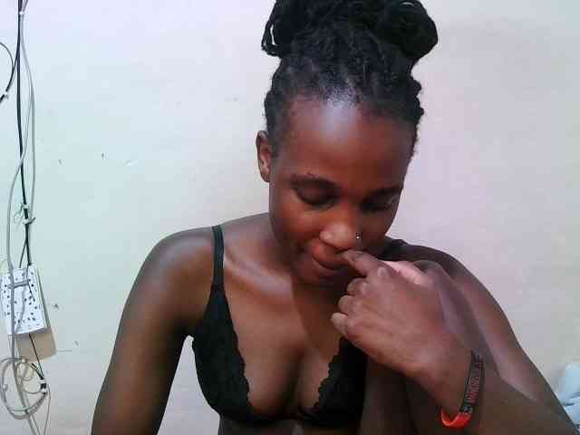 pritty-amber webcam