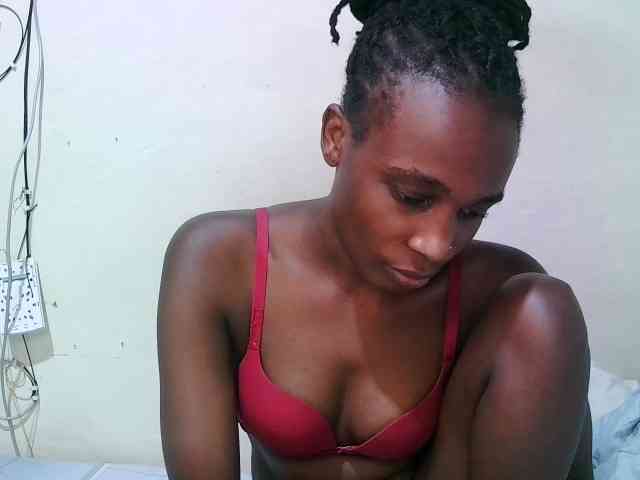 pritty-amber webcam