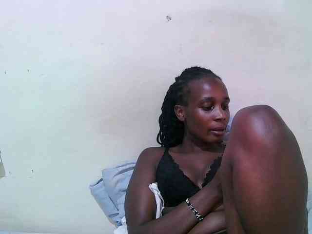 pritty-amber webcam