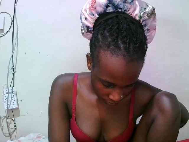 pritty-amber webcam
