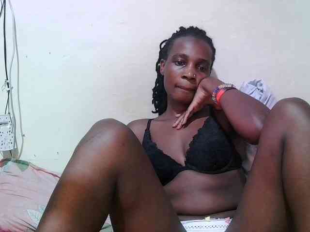 pritty-amber webcam