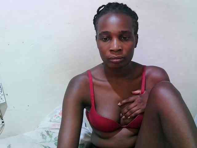pritty-amber webcam