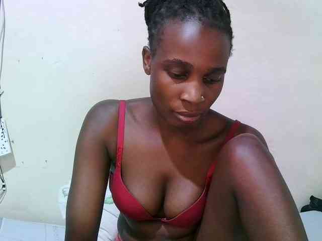 pritty-amber webcam