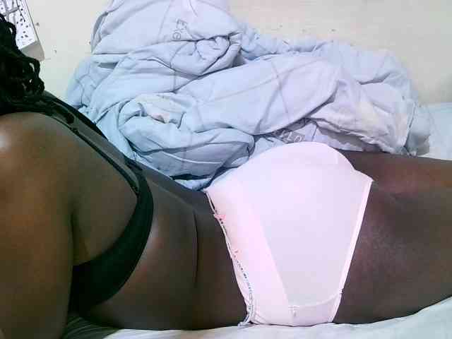 pritty-amber webcam