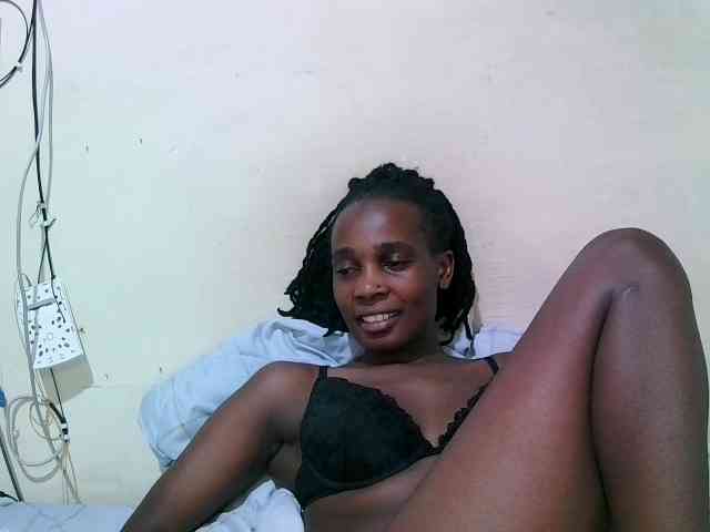 pritty-amber webcam